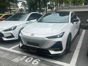 Changan UNI-V 2023 Бензин