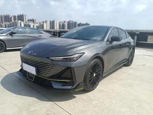 Changan UNI-V 2023 Бензин