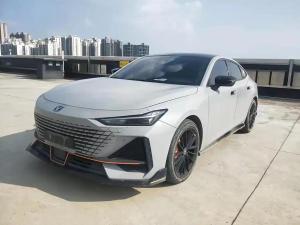 Changan UNI-V 2023 Бензин