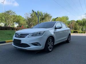 Changan Eado 2015 Бензин