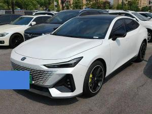 Changan UNI-V 2023 Бензин