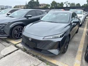 Changan Yida 2023 Бензин