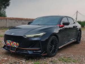 Changan UNI-V 2023 Бензин