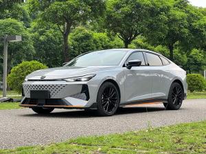 Changan UNI-V 2024 Бензин