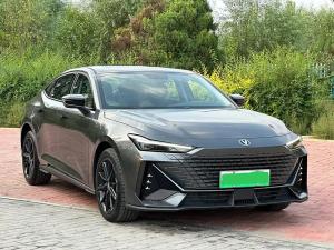 Changan UNI-V iDD 2023 Подключаемый гибрид