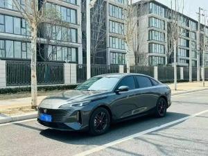 Changan Yida 2023 Бензин