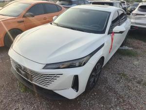 Changan Yida 2023 Бензин