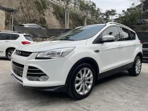 Ford Kuga 2016 Бензин