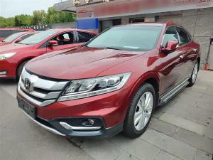 Honda Crosstour 2015 Бензин