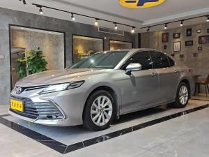 Toyota Camry 2022 Бензин