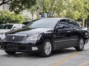 Toyota Crown 2008 Бензин