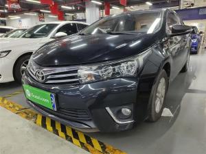 Toyota Corolla 2015 Бензин