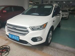 Ford Kuga 2018 Бензин