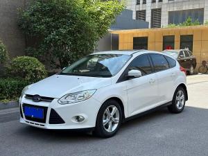 Ford Focus 2015 Бензин