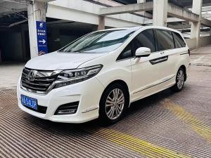 Honda Elysion 2018 Бензин