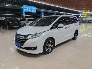 Honda Odyssey 2017 Бензин