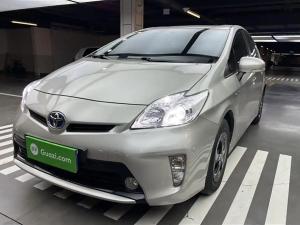Toyota Prius 2012 Гибрид