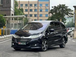 Honda Odyssey 2015 Бензин