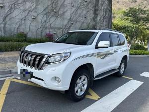Toyota Prado 2015 Бензин