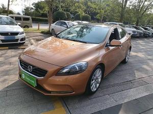 Volvo V40 2014 Бензин