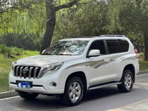 Toyota Prado 2015 Бензин