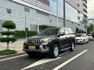 Toyota Prado 2013 Бензин