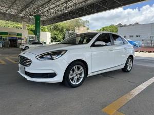 Ford Escort 2021 Бензин