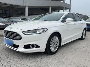 Ford Mondeo 2016 Бензин