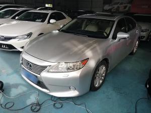Lexus ES 2012 Бензин