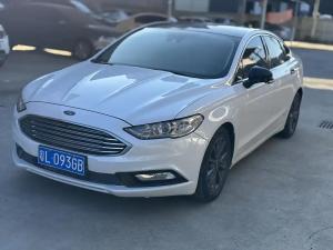 Ford Mondeo 2017 Бензин
