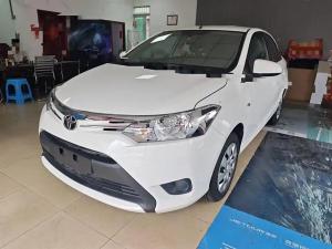 Toyota Vios 2015 Бензин