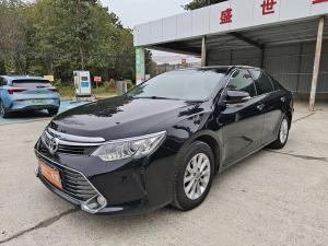 Toyota Camry 2016 Бензин