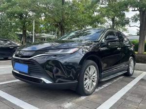 Toyota Harrier 2022 Бензин