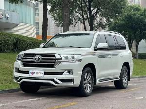 Toyota Land Cruiser Imported 2016 Бензин