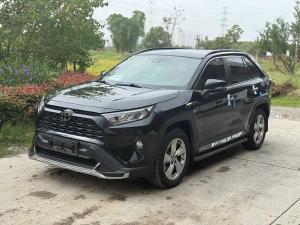 Toyota RAV4 2021 Бензин