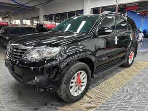 Toyota Fortuner 2018 Бензин