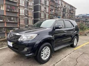 Toyota Fortuner 2018 Бензин