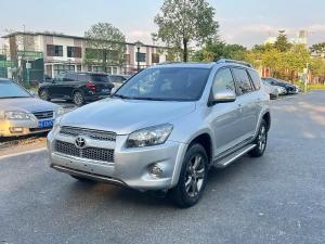 Toyota RAV4 2012 Бензин