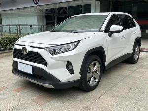 Toyota RAV4 2021 Бензин