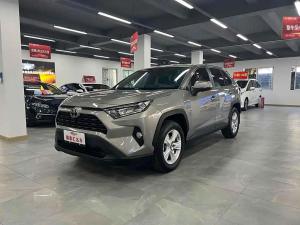 Toyota RAV4 2022 Бензин