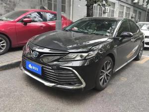 Toyota Camry 2023 Гибрид