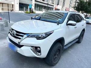 Toyota Fortuner 2017 Бензин