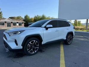 Toyota RAV4 2022 Бензин