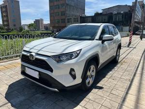 Toyota RAV4 2021 Бензин