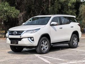 Toyota Fortuner 2018 Бензин
