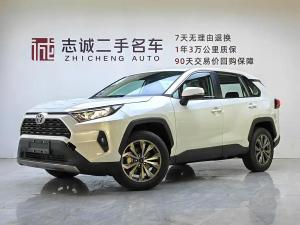 Toyota RAV4 2024 Бензин