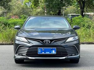 Toyota Camry 2023 Бензин