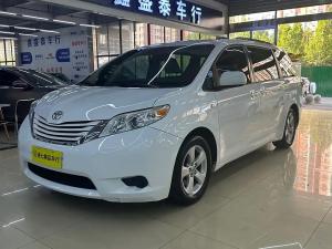 Toyota Sienna 2016 Бензин