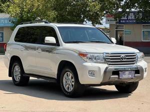 Toyota Land Cruiser 2013 Бензин