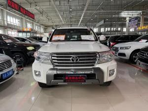 Toyota Land Cruiser 2012 Бензин